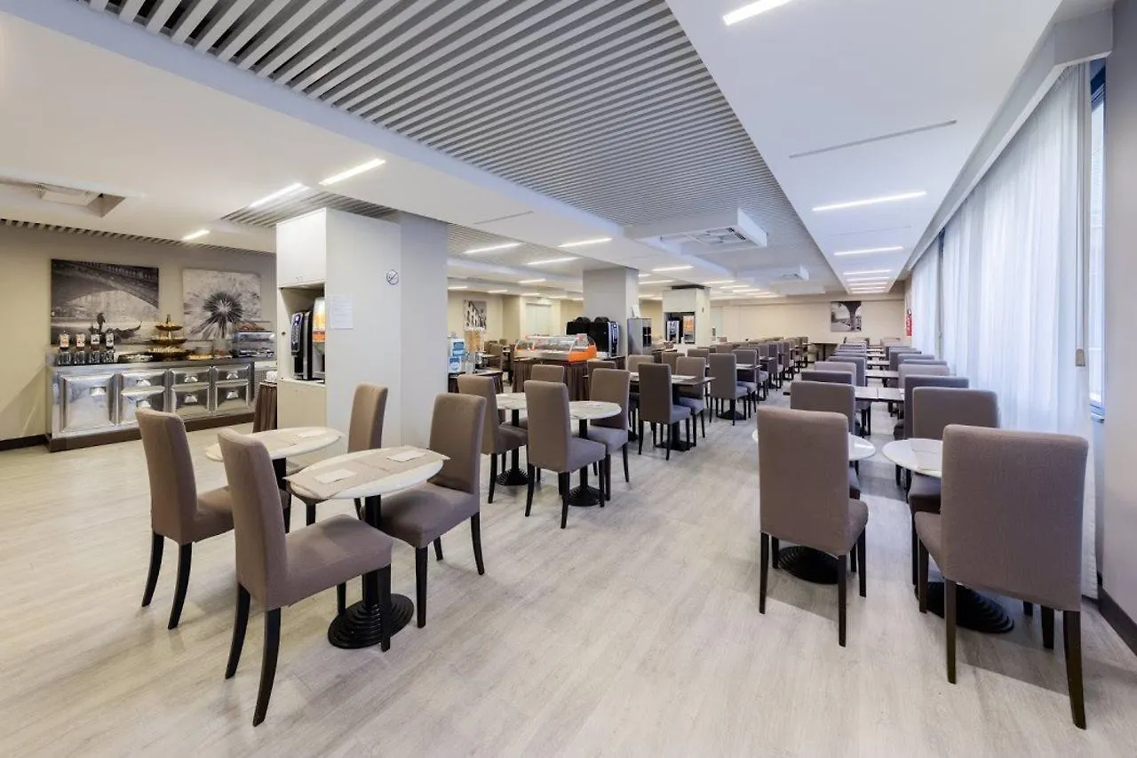 Hotel Delfino Venezia Mestre 4*,