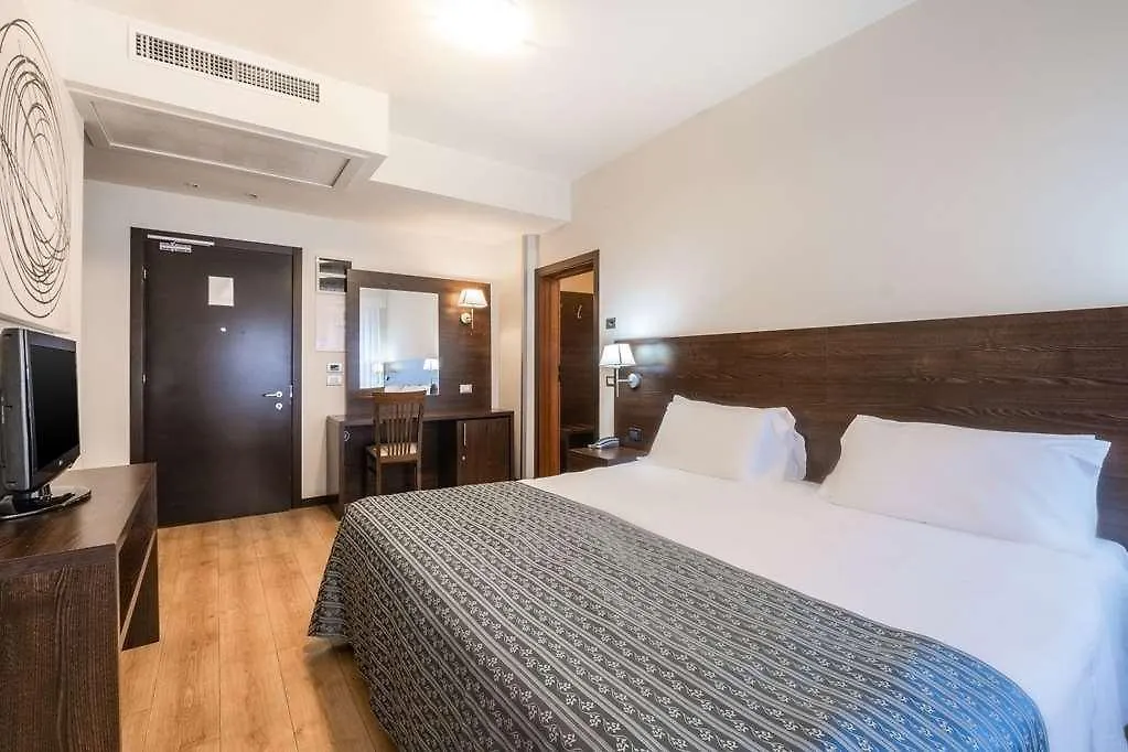 Hotel Delfino Venezia Mestre 4*,  Italië
