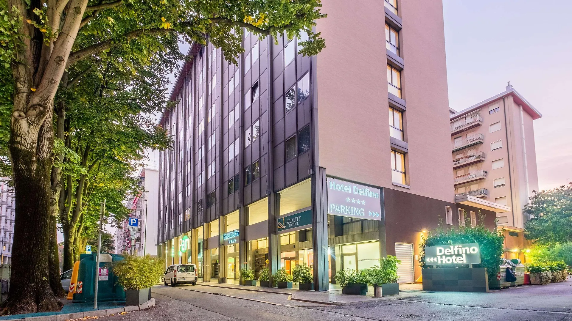 Hotel Delfino Venezia Mestre 4*,