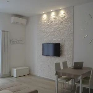 diamond-house.hotelitalianriviera.com/
