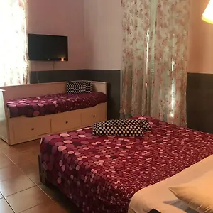 La Casa Di Elena Гостевой дом