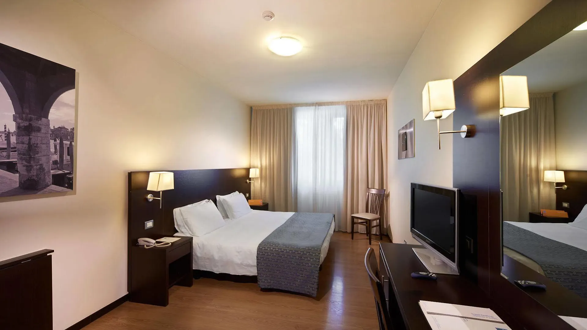 Hotel Delfino Venezia מסטרה איטליה